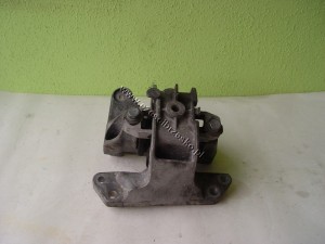 Łapa skrzyni biegów Peugeot 407 komplet 9648276180