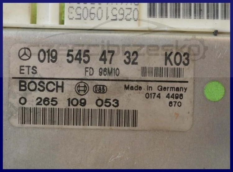 5043932876_1