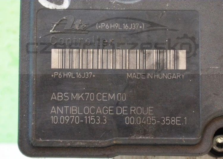 7243982693_3