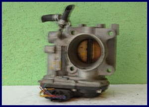 PRZEPUSTNICA HONDA CIVIC VIII UFO 141007L01H