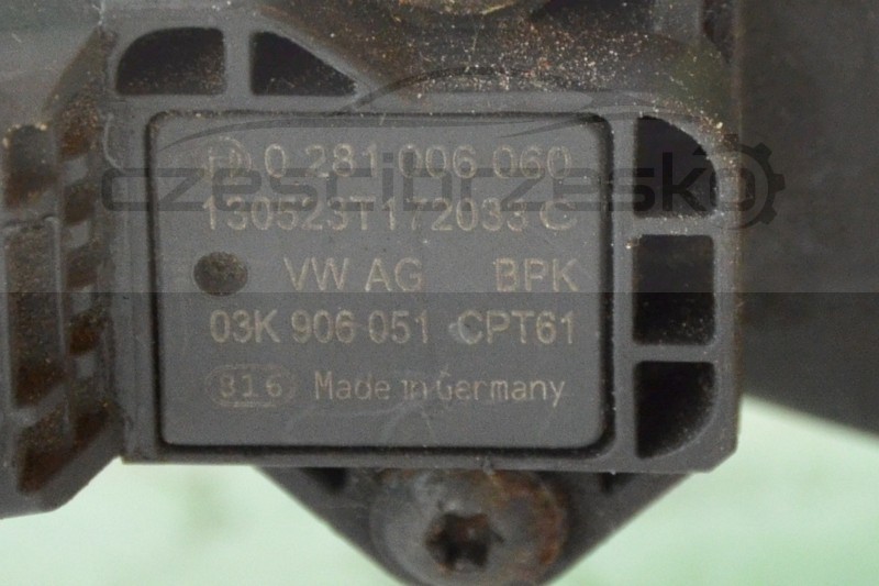6896850141_1