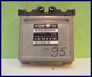 KOMPUTER MERCEDES C-KLASA W202 1.8 0215459232