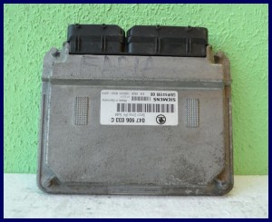 KOMPUTER SILNIKA SKODA FABIA 047906033C 5WP44199