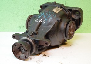 Dyfer Dyferencjał Tył Tylny BMW 5 E60 E61 3.0D 7570470 7570470-02   7553948 Przełożenie 2.65