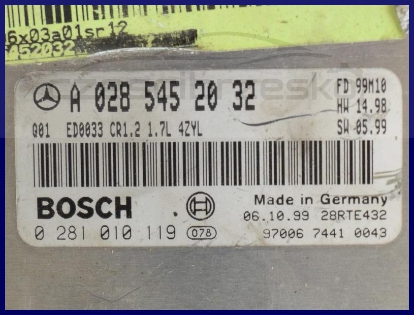 5046850493_1