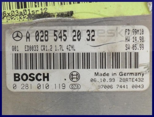 5046850493_1
