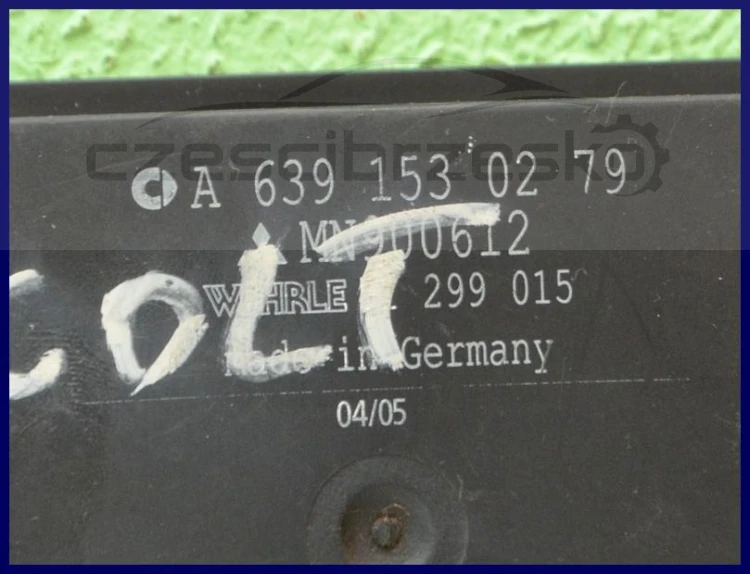 5228715586_1