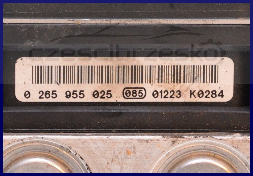 5805744161_1