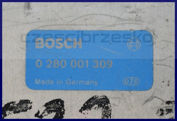 6840539063_1
