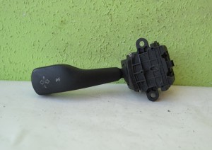 PRZEŁĄCZNIK KIERUNKOWSKAZÓW BMW E46 8363662