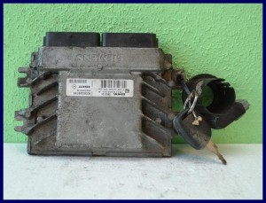 KOMPUTER RENAULT CLIO II S118303122A 8200326745