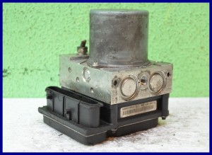 POMPA ABS MERCEDES A-KLASA W169  0265950986   0265230373  A0064316312