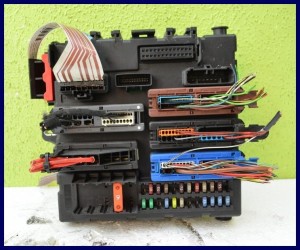 MODUŁ BSI SKRZYNKA OPEL VECTRA C 13189921 ER