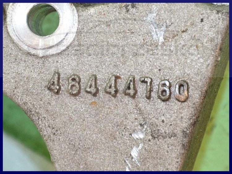 6209670830_1