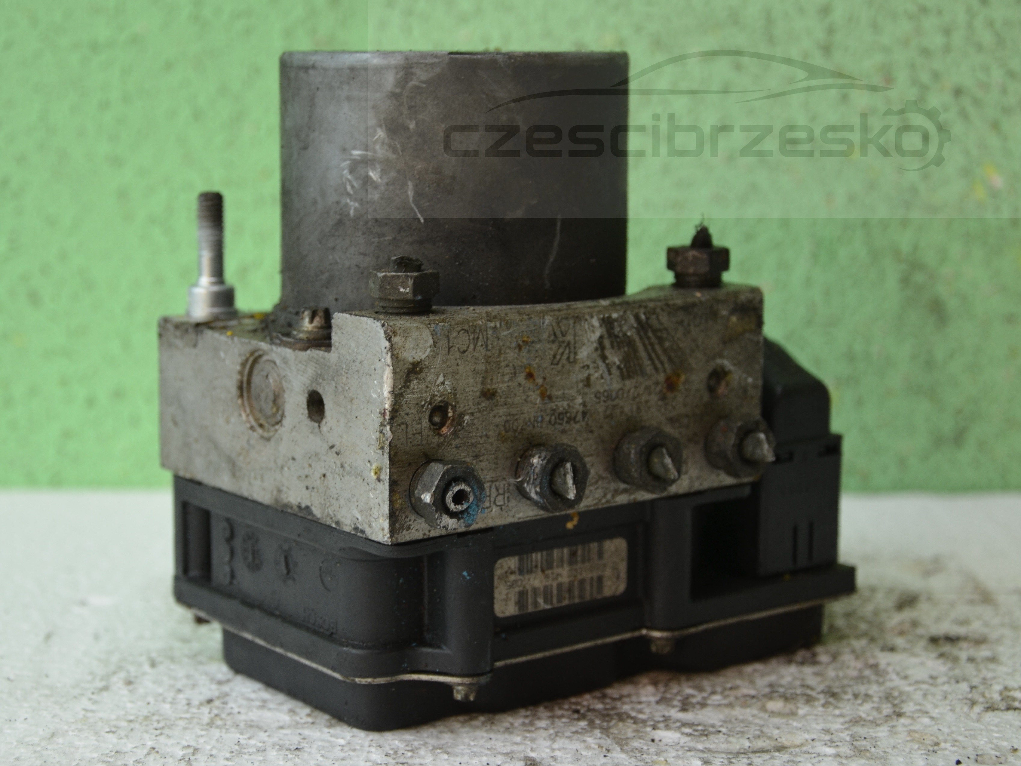 12170cz1.jpg