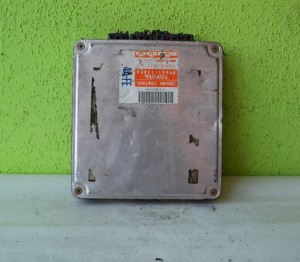 STEROWNIK KOMPUTER TOYOTA COROLLA E10  89661-12880