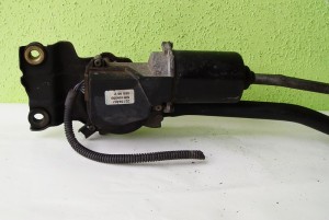 MECHANIZM SILNICZEK WYCIERACZEK MITSUBISHI ECLIPSE