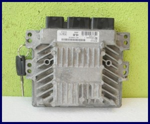 KOMPUTER FORD FIESTA 8V21-12A650-EB 5WS40584BT