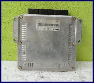 KOMPUTER STEROWNIK VOLVO V40 S40 0281010441
