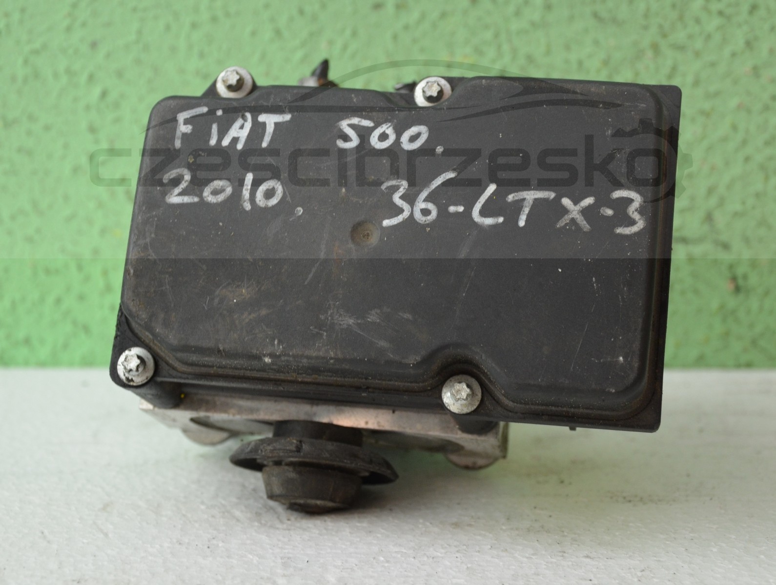 12130cz2.jpg