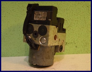 POMPA STEROWNIK ABS TOYOTA YARIS D4D 0273004994
