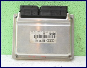 KOMPUTER AUDI A6 4.2 V8 0261206372 4D0907558