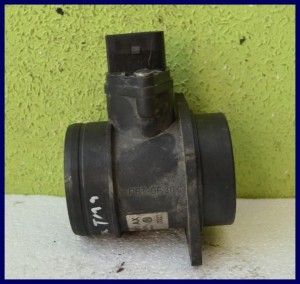 PRZEPŁYWOMIERZ VW NEW BEETLE BORA 06A906461AX