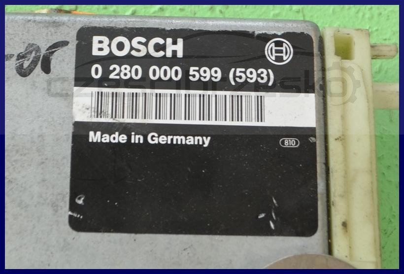 5378402558_1