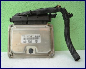 KOMPUTER STEROWNIK VW POLO 0281011820 038906019ND