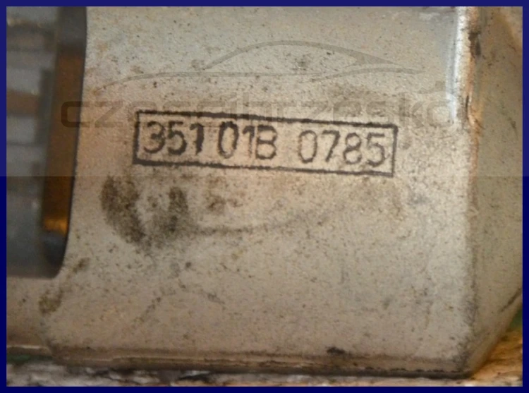 6785190229_2