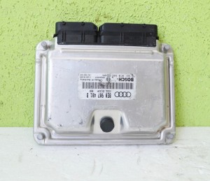 KOMPUTER STEROWNIK AUDI A4 0281010446 8E0907401B