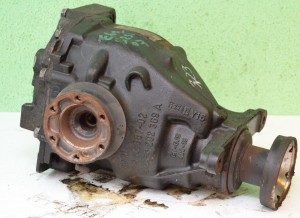 Dyfer Dyferencjał Tył Tylny BMW 5 E60 E61 2.0D 7560591 7560591-02   7564867 Przełożenie 3.23