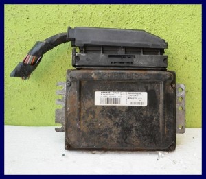 KOMPUTER STEROWNIK RENAULT MEGANE 1.6 S110030054C