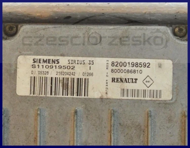 5039079883_1