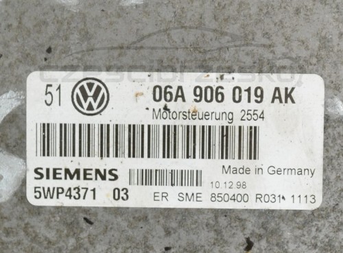 5037390855_1