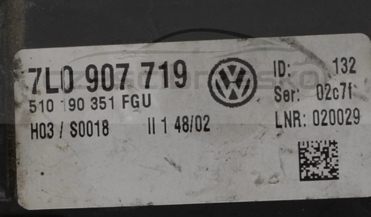 5105227094_1