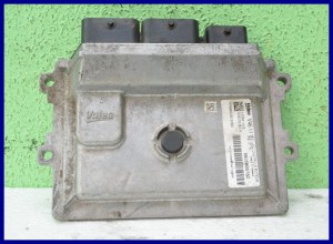 KOMPUTER PEUGEOT 208 1.2 9805895780 V46.11
