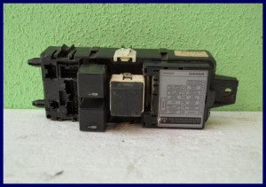 MODUŁ SKRZYNKA BSI VOLVO S40 V40 1.9 DCI 30889989