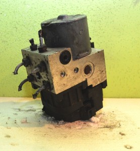 POMPA ABS ALFA ROMEO 156 0265216401 46513088